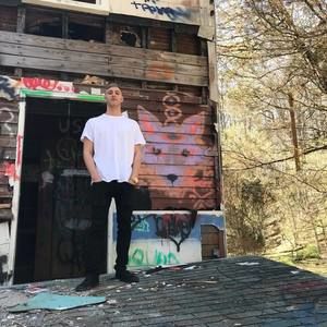 Meet your Posher, Joe